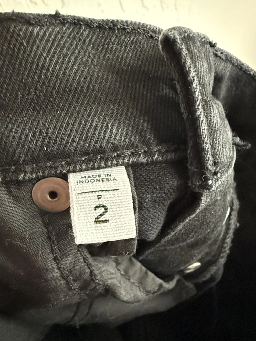 LOFT Black High-Rise Straight Ankle Button-Fly Jeans - 2P - Picture 4 of 4